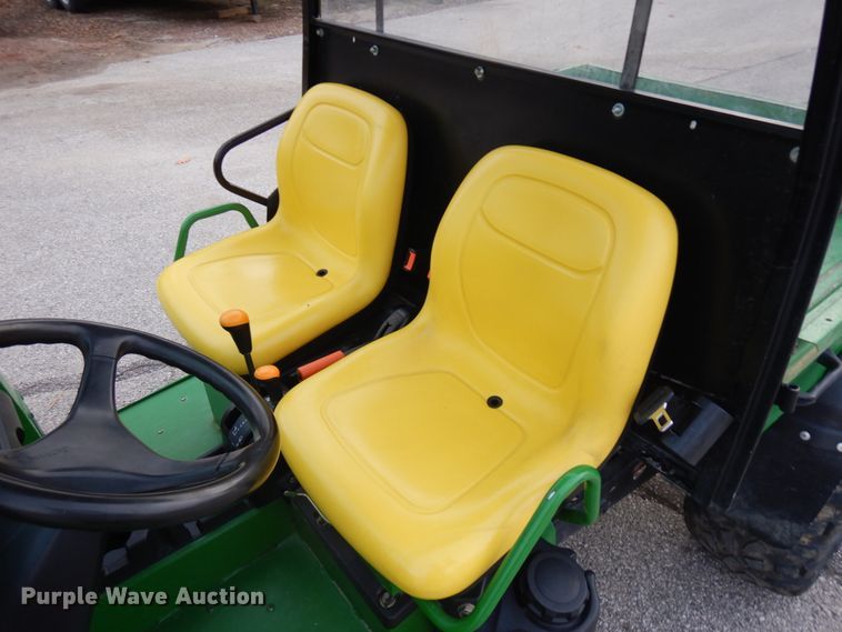 image for item KK9685 2004 John Deere HPX Gator  utility vehicle
