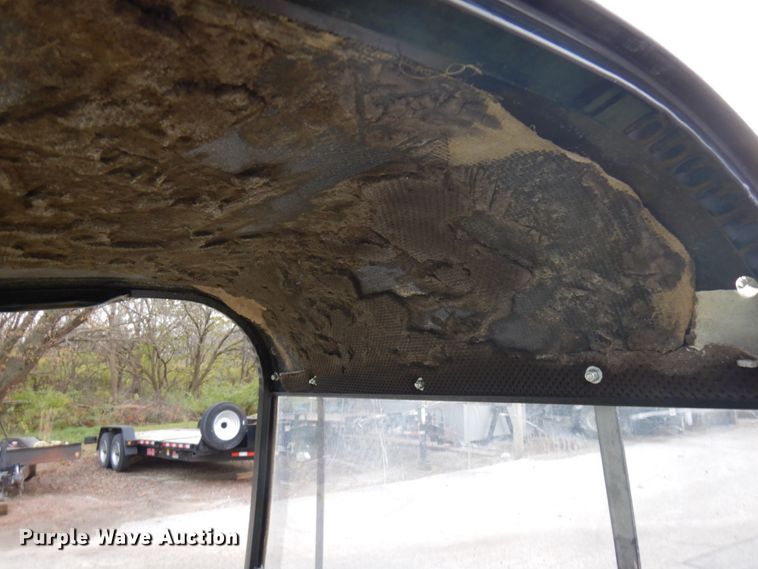 image for item KK9685 2004 John Deere HPX Gator  utility vehicle