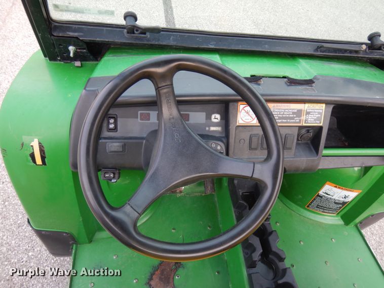image for item KK9685 2004 John Deere HPX Gator  utility vehicle