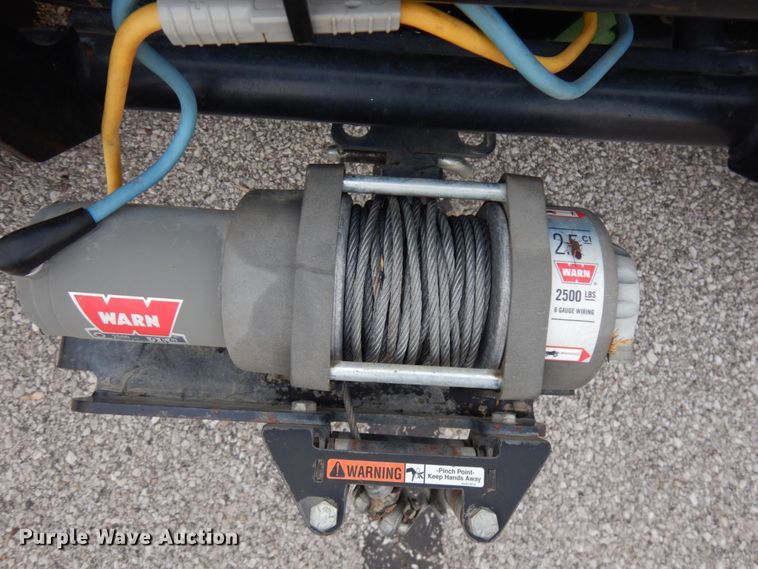 image for item KK9685 2004 John Deere HPX Gator  utility vehicle