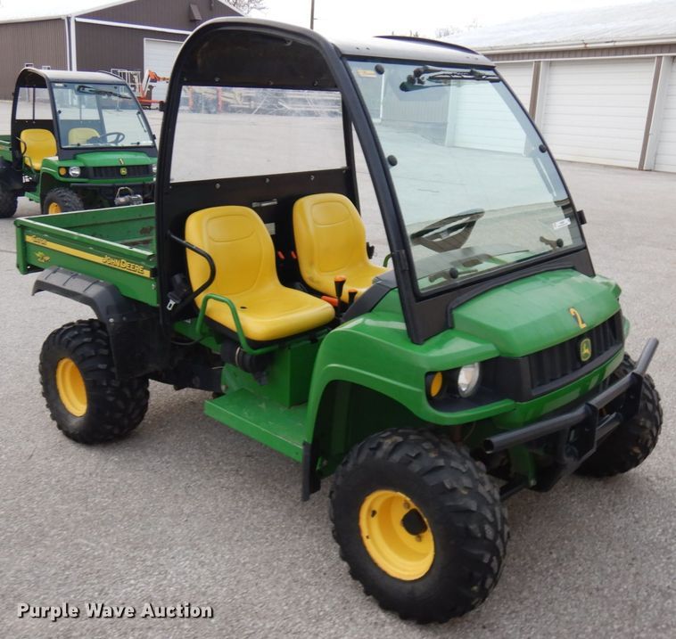 image for item KK9686 2004 John Deere HPX Gator  utility vehicle