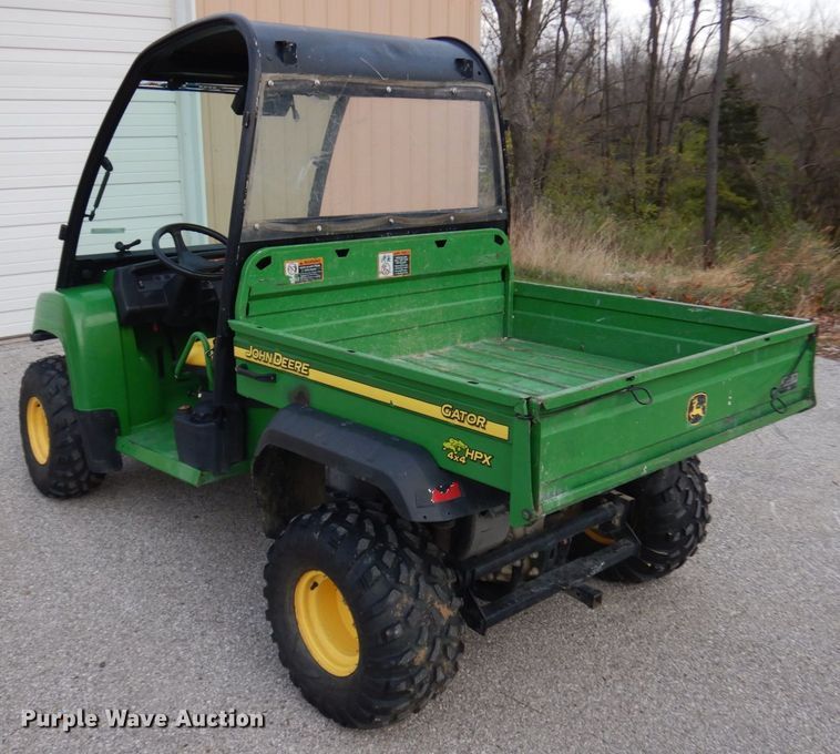 image for item KK9686 2004 John Deere HPX Gator  utility vehicle