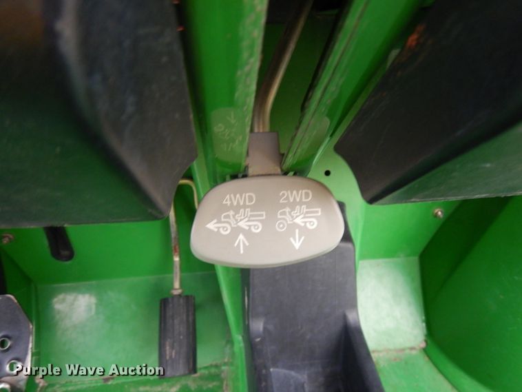 image for item KK9686 2004 John Deere HPX Gator  utility vehicle