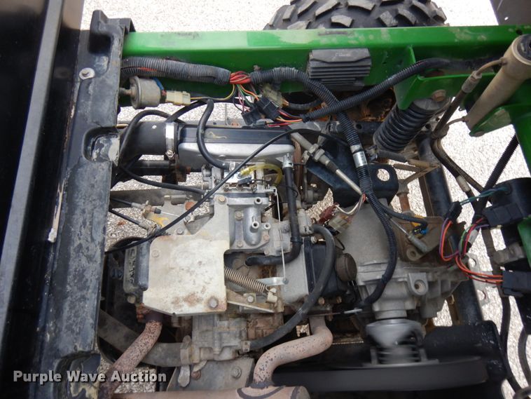 image for item KK9686 2004 John Deere HPX Gator  utility vehicle