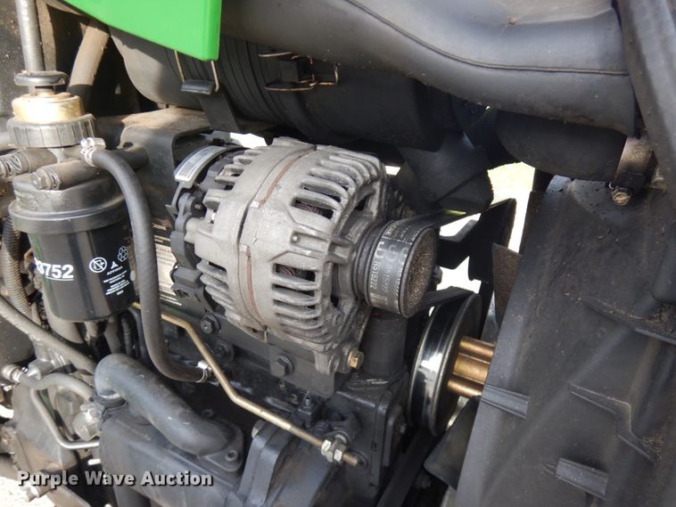 image for item KK9691 2013 John Deere 4320  MFWD tractor