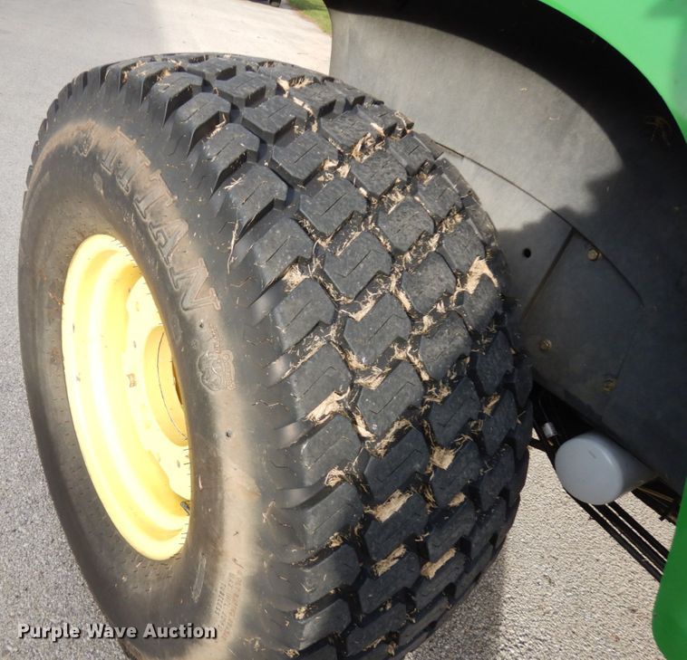 image for item KK9691 2013 John Deere 4320  MFWD tractor