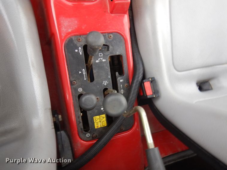 image for item KK9692 Toro 07319  turf sprayer