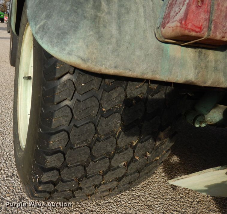 image for item KK9692 Toro 07319  turf sprayer