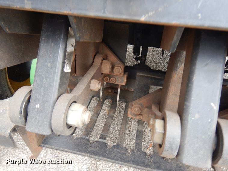 image for item KK9693 John Deere 800 Aercore  aerator