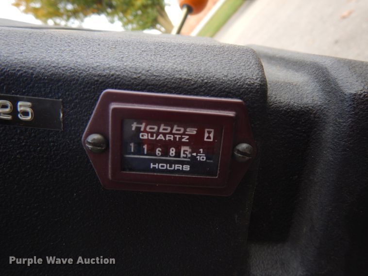 image for item KK9693 John Deere 800 Aercore  aerator