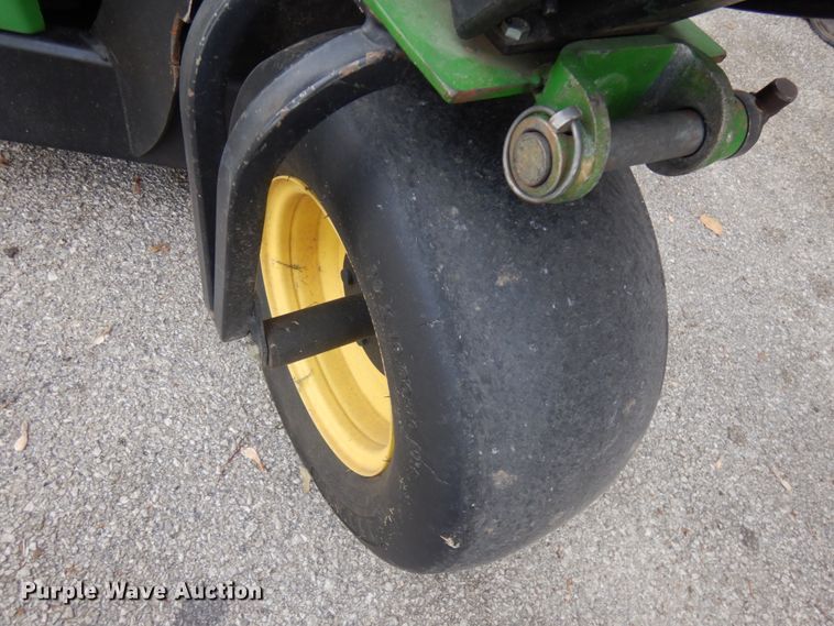 image for item KK9693 John Deere 800 Aercore  aerator