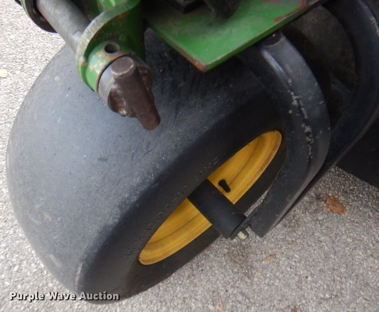 image for item KK9693 John Deere 800 Aercore  aerator