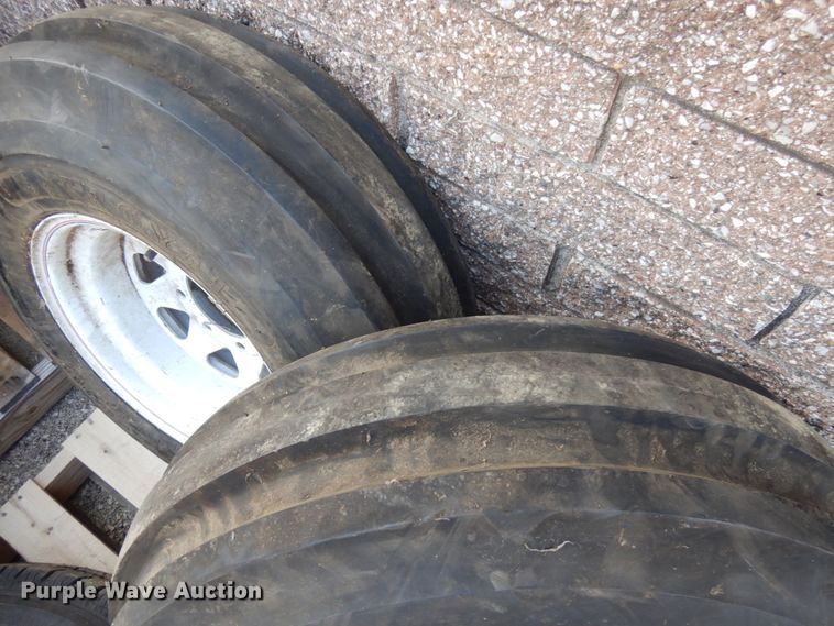 image for item KK9699 (9) tires