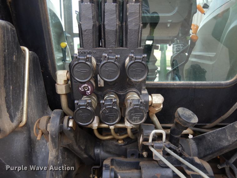 image for item KK9701 2007 John Deere 5525  MFWD tractor