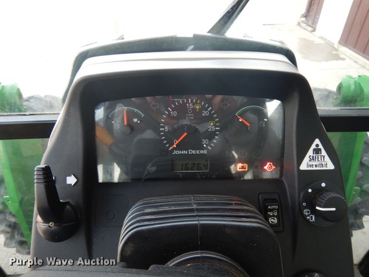 image for item KK9701 2007 John Deere 5525  MFWD tractor