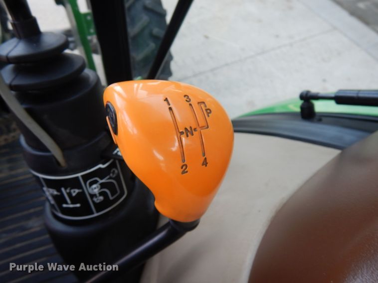 image for item KK9701 2007 John Deere 5525  MFWD tractor