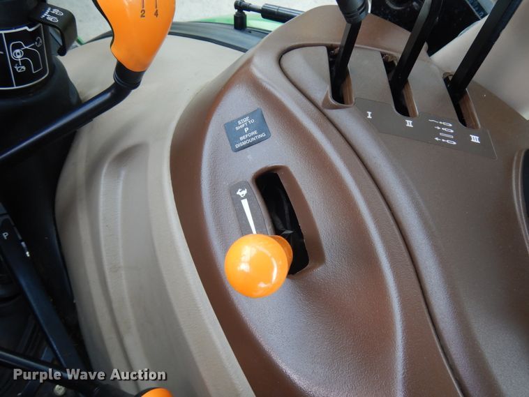 image for item KK9701 2007 John Deere 5525  MFWD tractor