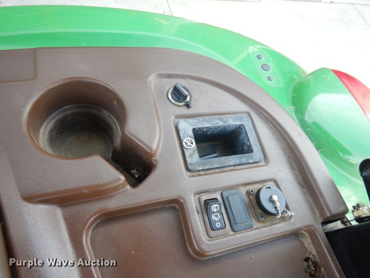 image for item KK9701 2007 John Deere 5525  MFWD tractor