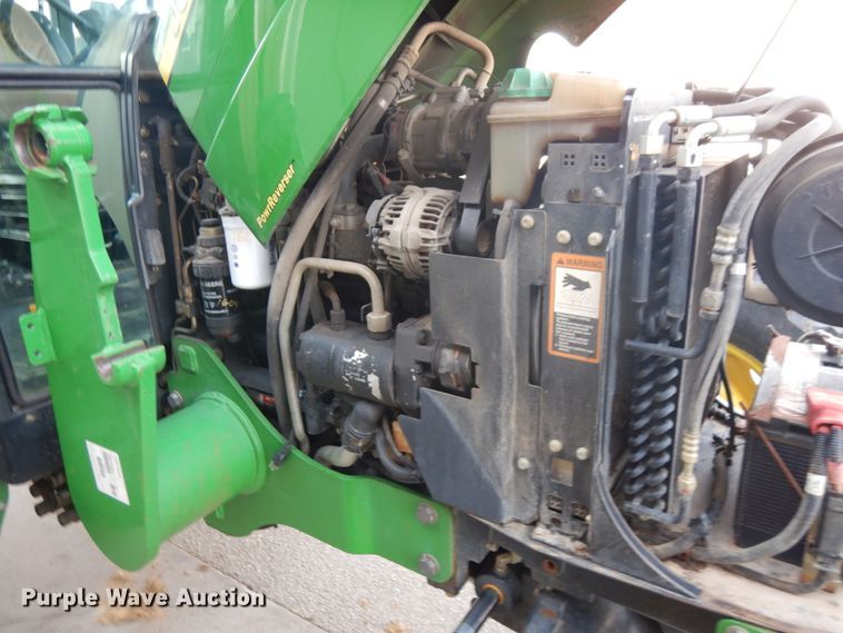 image for item KK9701 2007 John Deere 5525  MFWD tractor