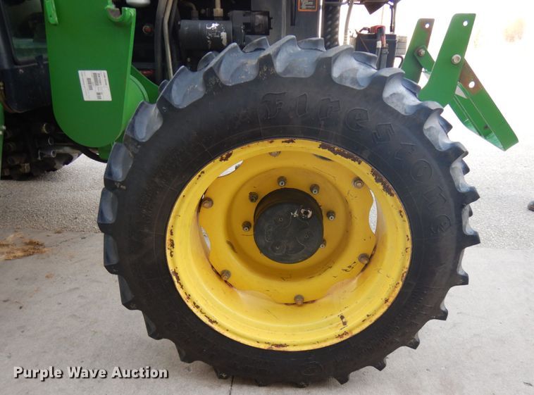 image for item KK9701 2007 John Deere 5525  MFWD tractor