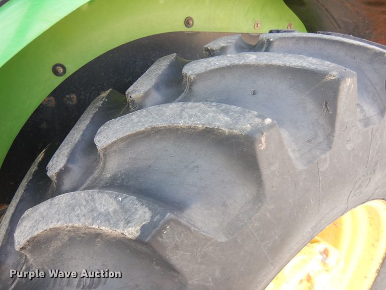 image for item KK9701 2007 John Deere 5525  MFWD tractor