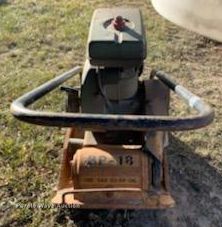 image for item KO9131 Wisconsin Robin EY 25 W  compactor