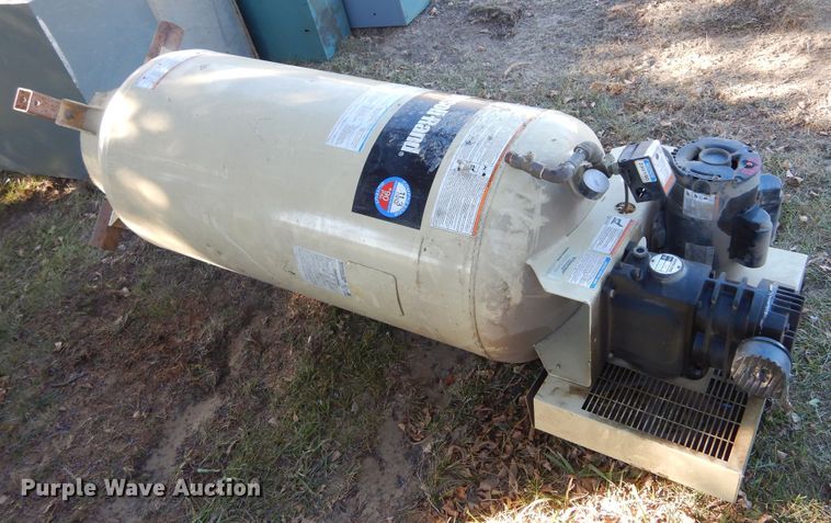 image for item KO9137 Ingersoll Rand S33  air compressor