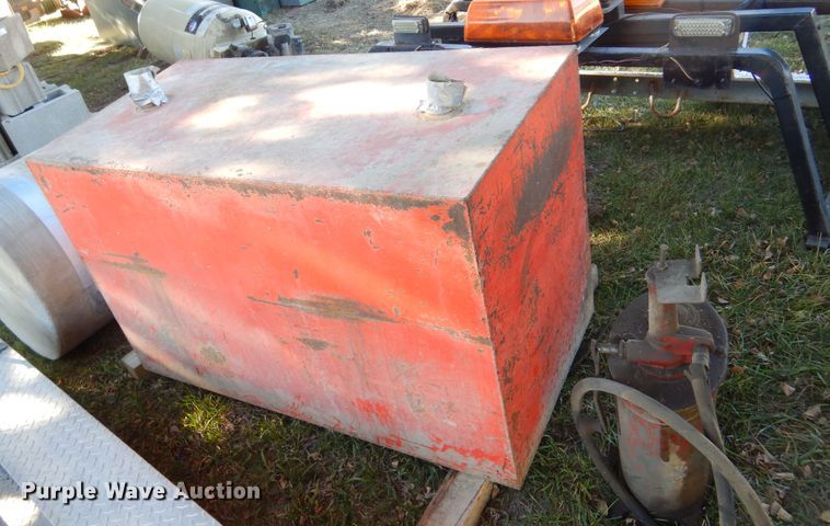 image for item KO9141 (2)  fuel tanks