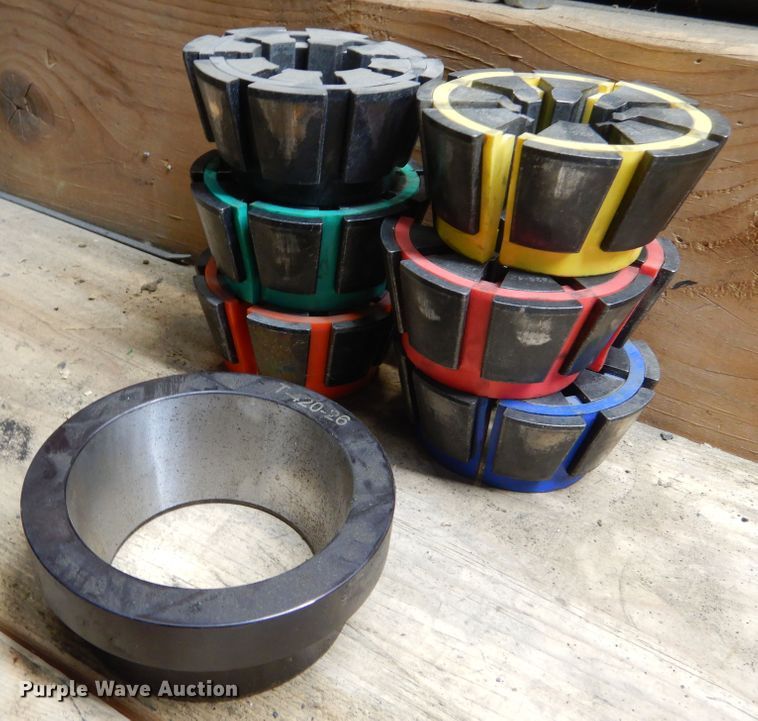 image for item KO9158 Eaton T-420  hose crimper