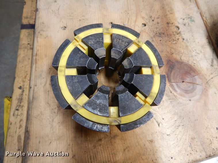 image for item KO9158 Eaton T-420  hose crimper