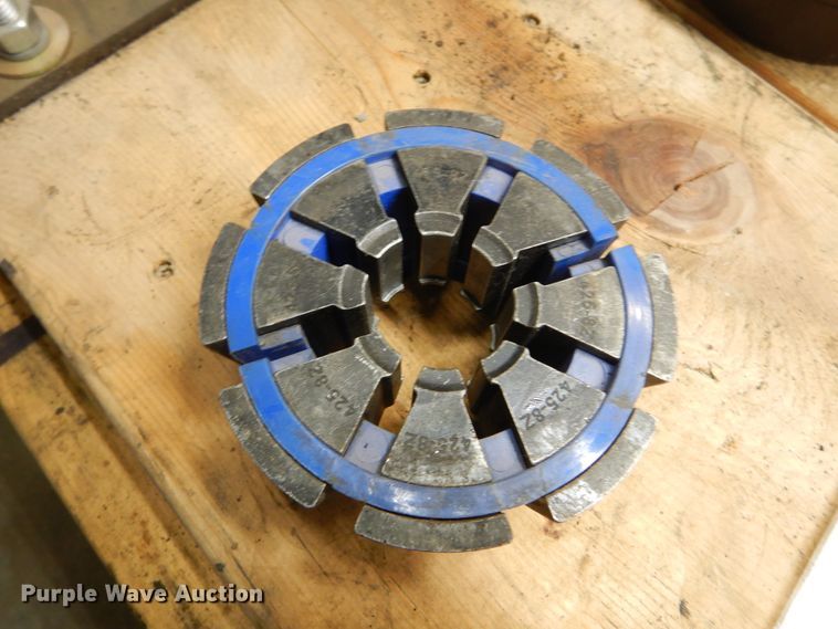 image for item KO9158 Eaton T-420  hose crimper