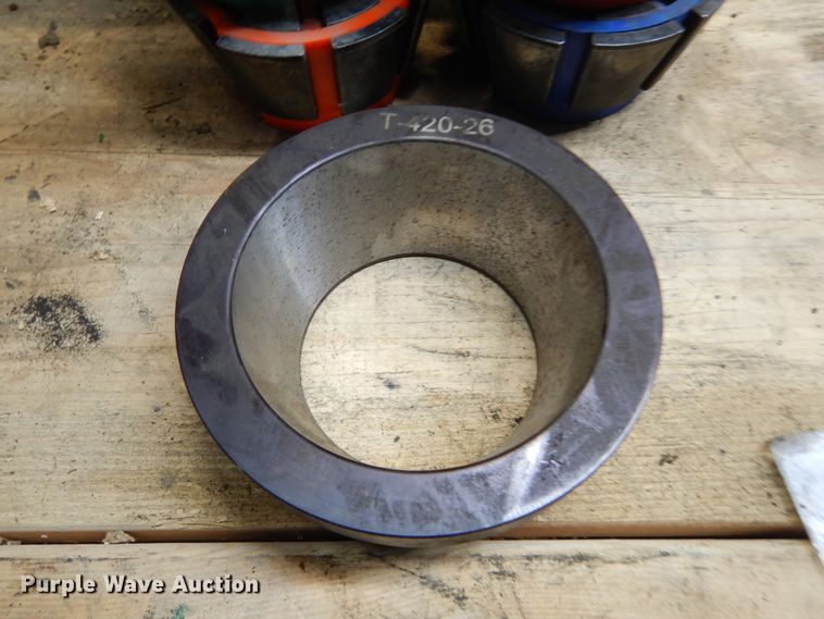 image for item KO9158 Eaton T-420  hose crimper