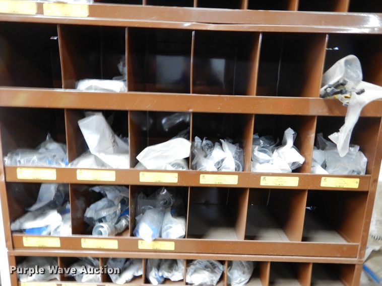 image for item KO9158 Eaton T-420  hose crimper