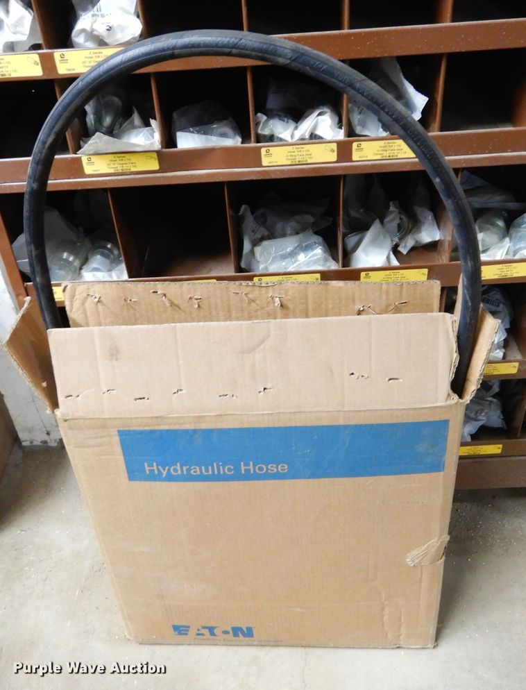 image for item KO9158 Eaton T-420  hose crimper