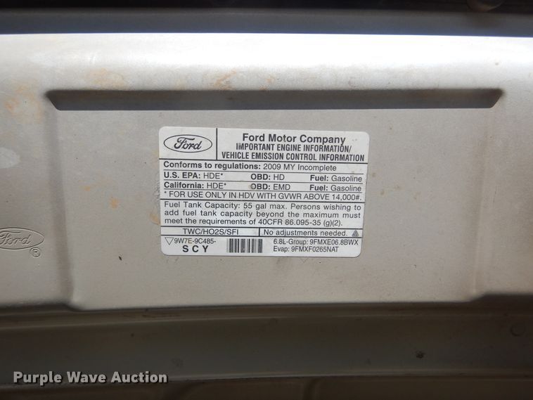 image for item KO9168 2009 Ford E450 Super Duty  shuttle bus