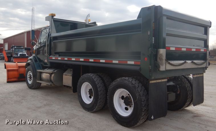image for item KO9178 2005 Sterling LT9500  dump truck