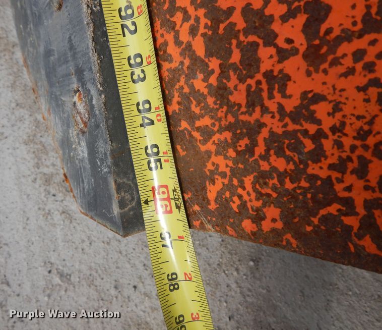 image for item KO9178 2005 Sterling LT9500  dump truck