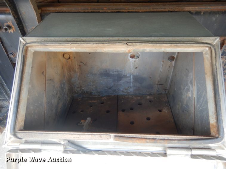 image for item KO9178 2005 Sterling LT9500  dump truck