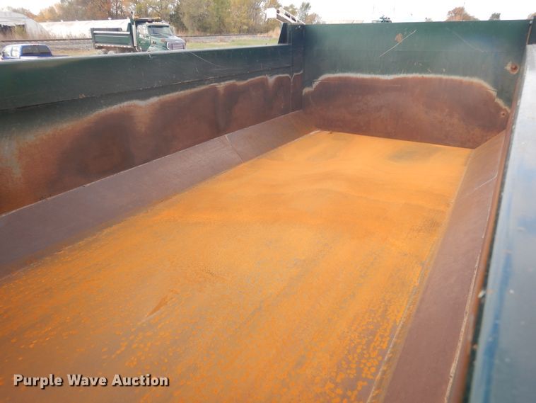 image for item KO9178 2005 Sterling LT9500  dump truck