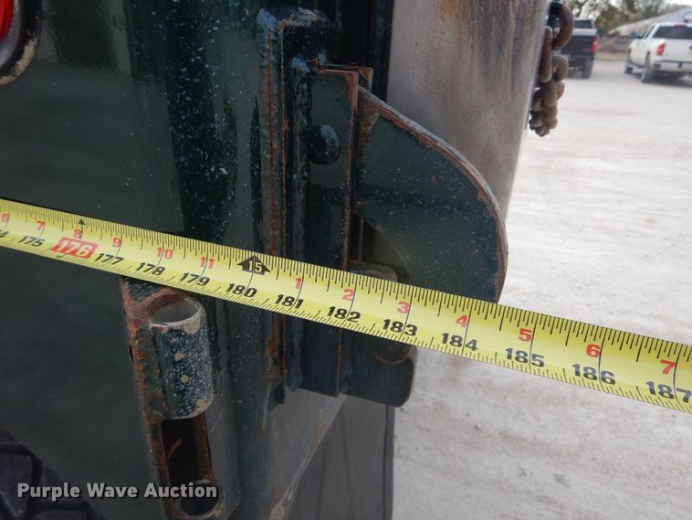 image for item KO9178 2005 Sterling LT9500  dump truck