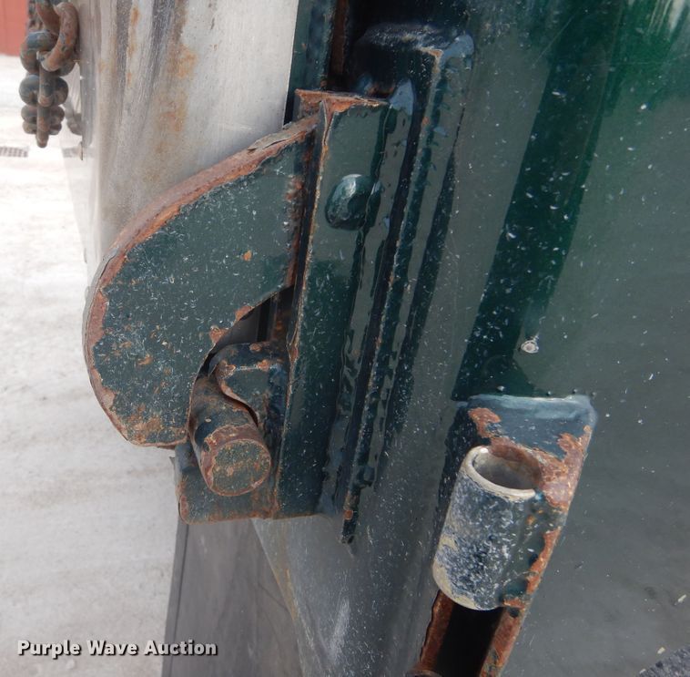 image for item KO9178 2005 Sterling LT9500  dump truck