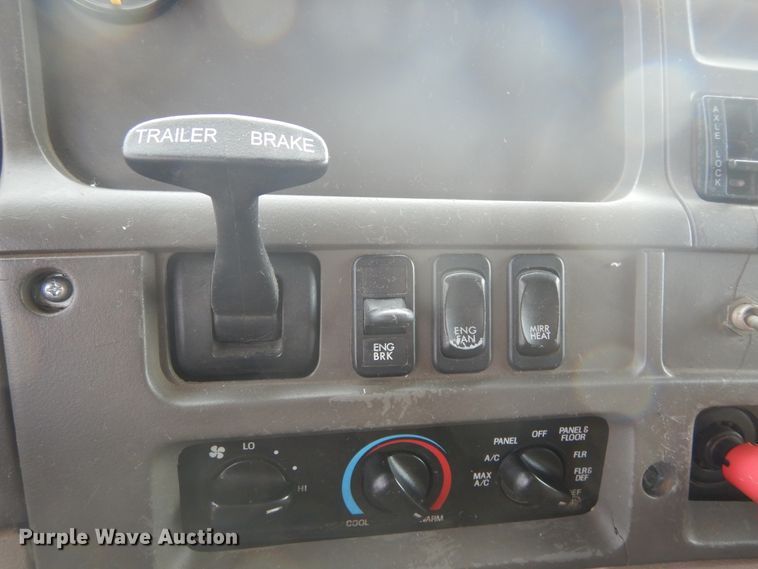 image for item KO9178 2005 Sterling LT9500  dump truck