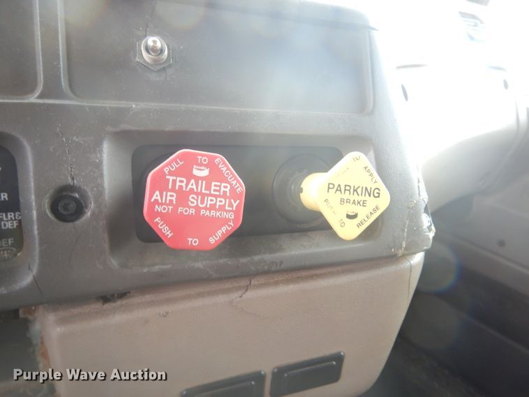 image for item KO9178 2005 Sterling LT9500  dump truck