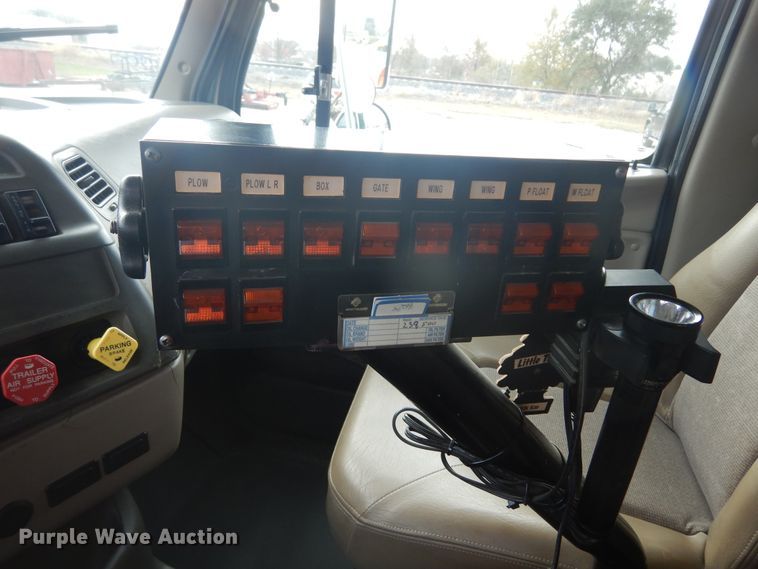 image for item KO9178 2005 Sterling LT9500  dump truck