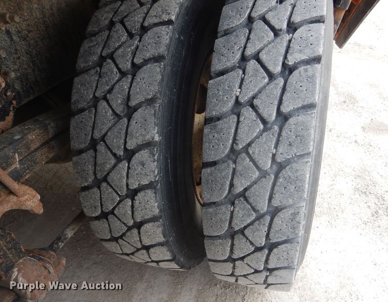 image for item KO9178 2005 Sterling LT9500  dump truck