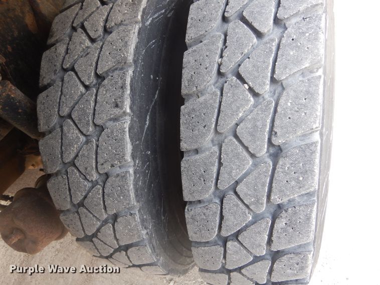 image for item KO9178 2005 Sterling LT9500  dump truck