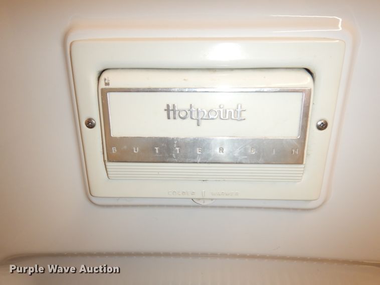 image for item KS9103 1949 Hotpoint  refrigerator