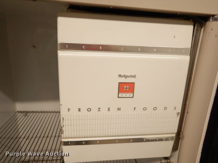 image for item KS9103 1949 Hotpoint  refrigerator