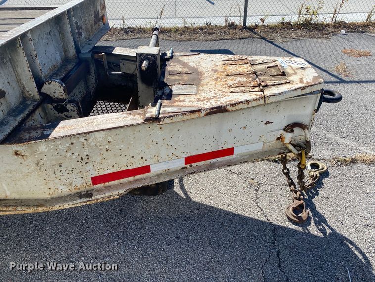 image for item KV9260 1996 Holden Industries HTB2425  tilt deck equipment trailer