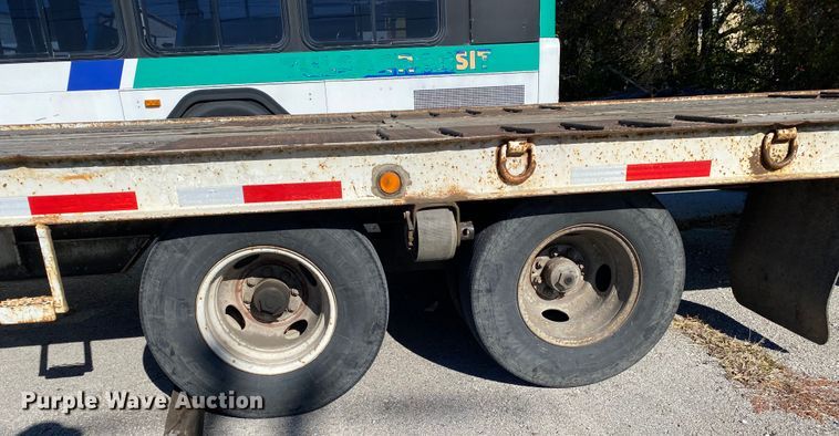 image for item KV9260 1996 Holden Industries HTB2425  tilt deck equipment trailer